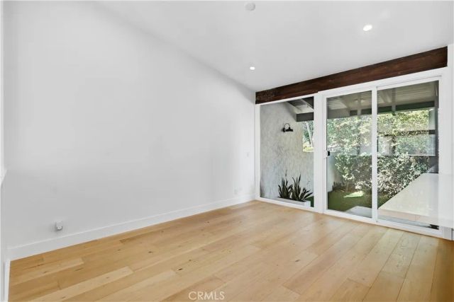 558 Vista Flora, Newport Beach, CA 92660