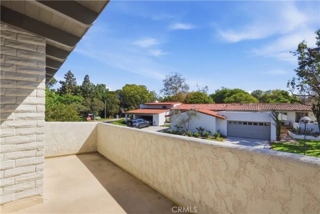 558 Vista Flora, Newport Beach, CA 92660