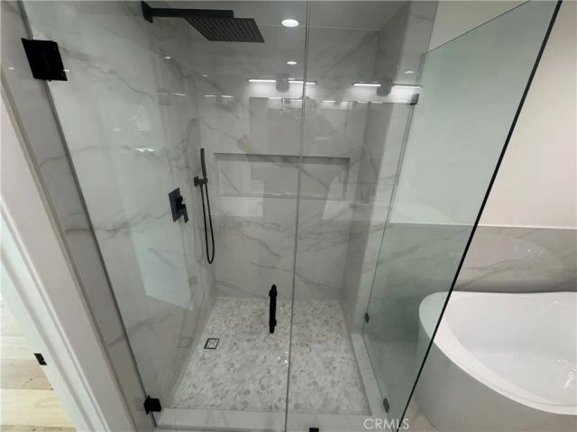 558 Vista Flora, Newport Beach, CA 92660