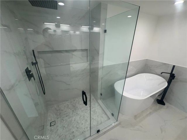 558 Vista Flora, Newport Beach, CA 92660
