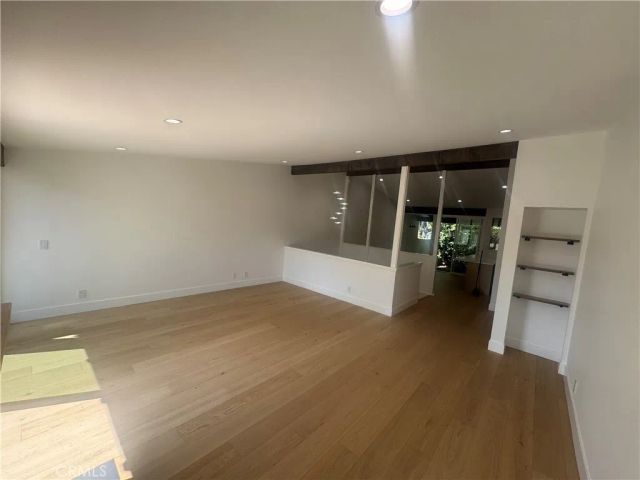 558 Vista Flora, Newport Beach, CA 92660