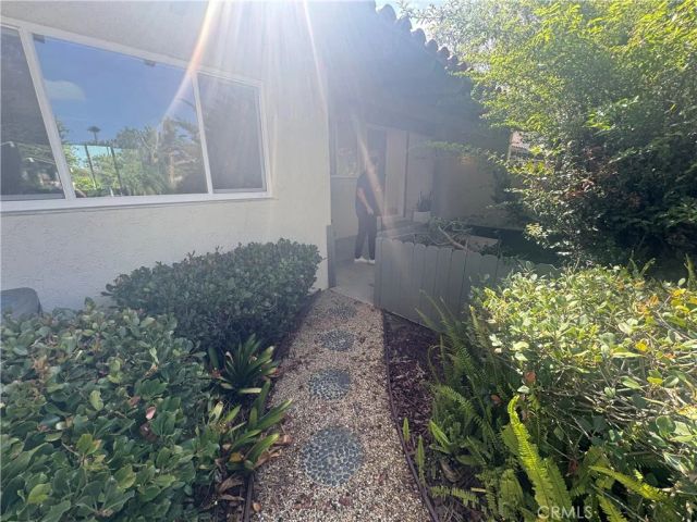 558 Vista Flora, Newport Beach, CA 92660