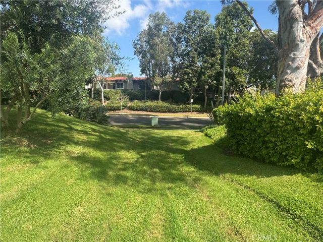 558 Vista Flora, Newport Beach, CA 92660