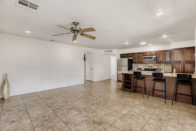 233 E Cairo Drive, Tempe, AZ 85282