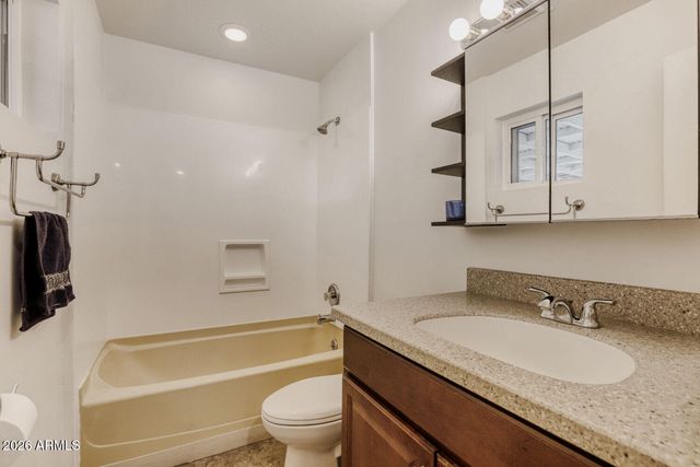 233 E Cairo Drive, Tempe, AZ 85282