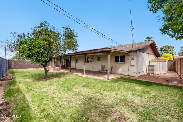 233 E Cairo Drive, Tempe, AZ 85282