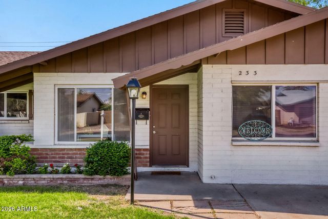 233 E Cairo Drive, Tempe, AZ 85282