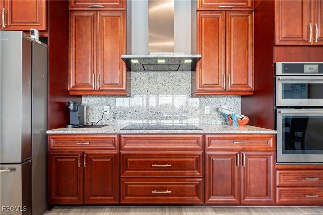 4214 NW 39th LN, Cape Coral, FL 33993