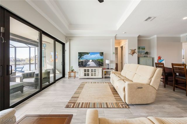 4214 NW 39th LN, Cape Coral, FL 33993