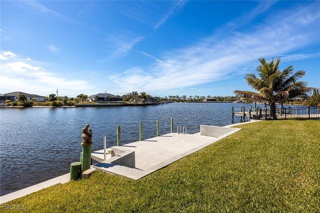 4214 NW 39th LN, Cape Coral, FL 33993