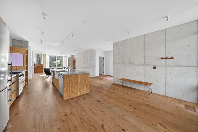 740 Cedar Brook Way, Chapel Hill, NC 27516