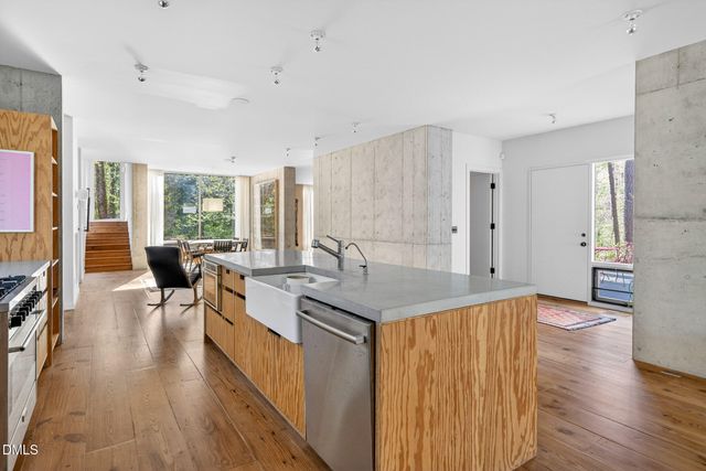 740 Cedar Brook Way, Chapel Hill, NC 27516
