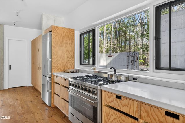 740 Cedar Brook Way, Chapel Hill, NC 27516
