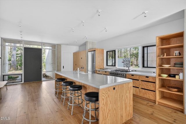740 Cedar Brook Way, Chapel Hill, NC 27516