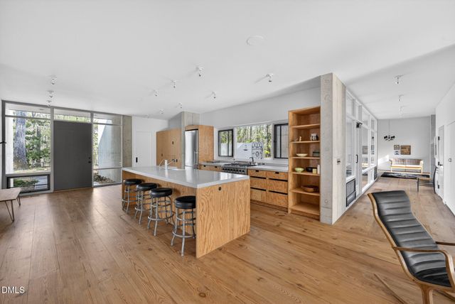 740 Cedar Brook Way, Chapel Hill, NC 27516
