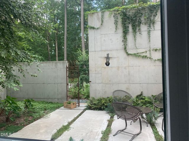 740 Cedar Brook Way, Chapel Hill, NC 27516