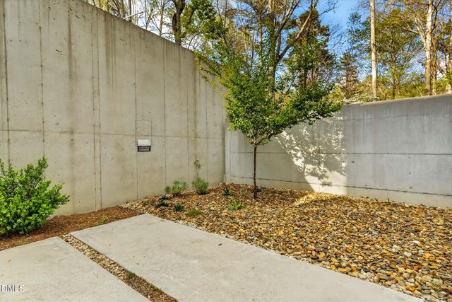 740 Cedar Brook Way, Chapel Hill, NC 27516