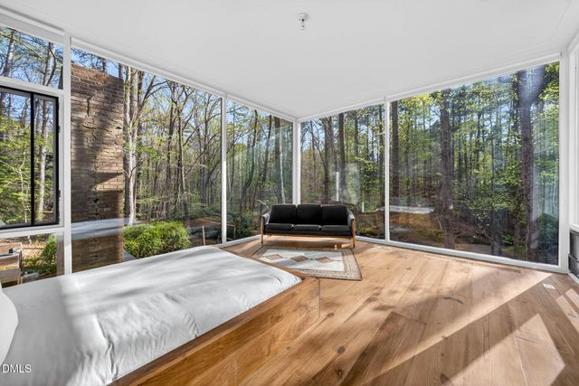 740 Cedar Brook Way, Chapel Hill, NC 27516