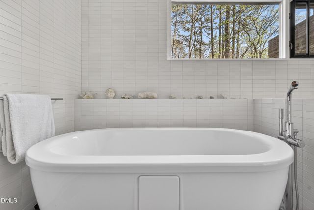 740 Cedar Brook Way, Chapel Hill, NC 27516
