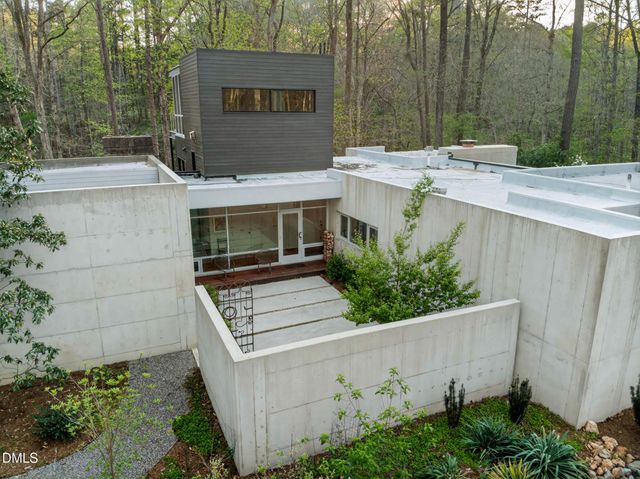740 Cedar Brook Way, Chapel Hill, NC 27516