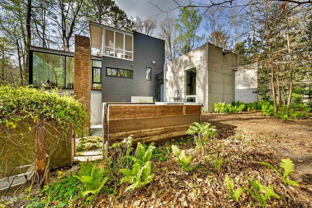 740 Cedar Brook Way, Chapel Hill, NC 27516