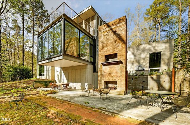 740 Cedar Brook Way, Chapel Hill, NC 27516