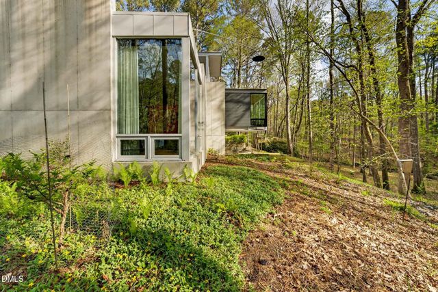 740 Cedar Brook Way, Chapel Hill, NC 27516