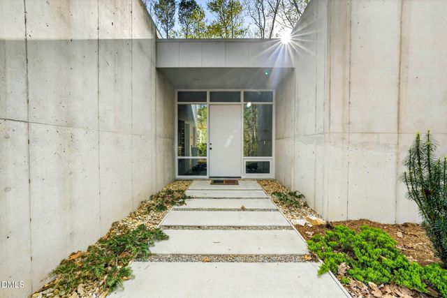 740 Cedar Brook Way, Chapel Hill, NC 27516