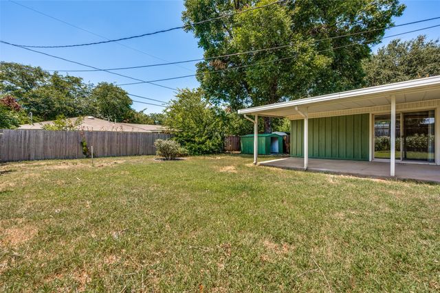 613 Whitener Road, Euless, TX 76040