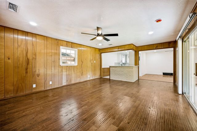 613 Whitener Road, Euless, TX 76040