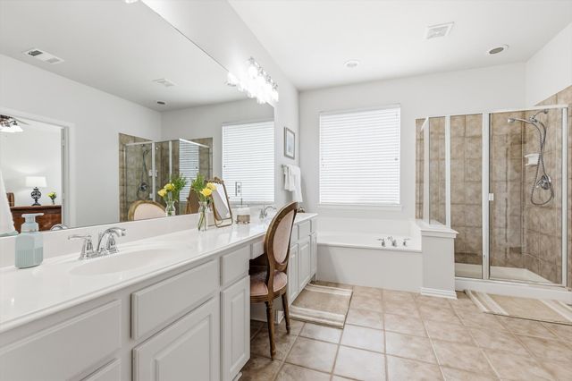 8321 Marsh Street, Lantana, TX 76226