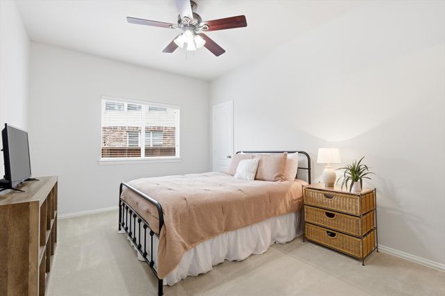 8321 Marsh Street, Lantana, TX 76226