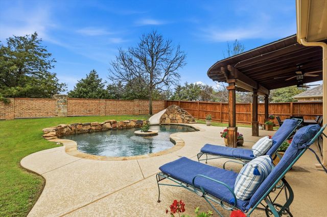 8321 Marsh Street, Lantana, TX 76226