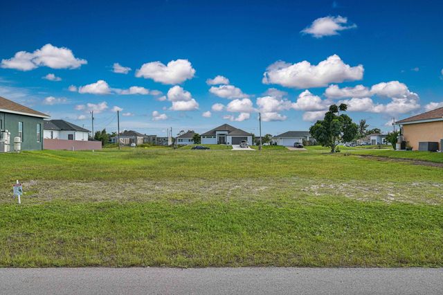 2458 NW 22ND Street, Cape Coral, FL 33993