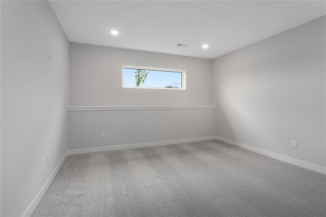 655 S Ranson Place, Independence, MO 64056