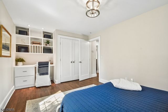 42 Locust Dr, Summit City, NJ 07901
