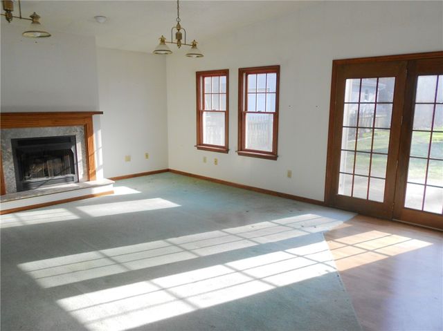 2870 N Meadow St, Harrison Twp, PA 15065