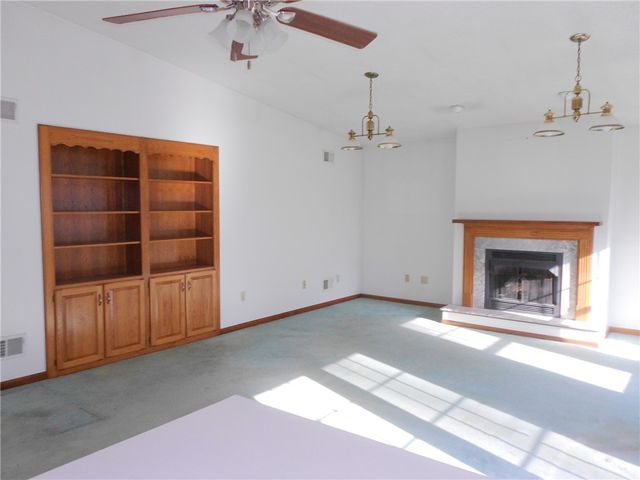 2870 N Meadow St, Harrison Twp, PA 15065