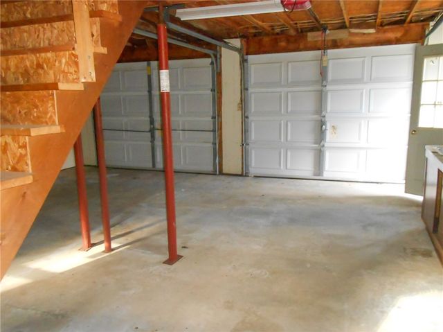 2870 N Meadow St, Harrison Twp, PA 15065