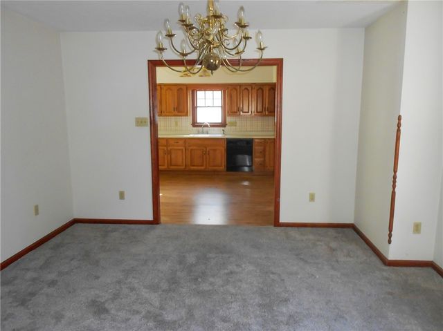 2870 N Meadow St, Harrison Twp, PA 15065