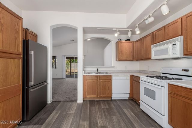 16112 W BUCHANAN Street, Goodyear, AZ 85338