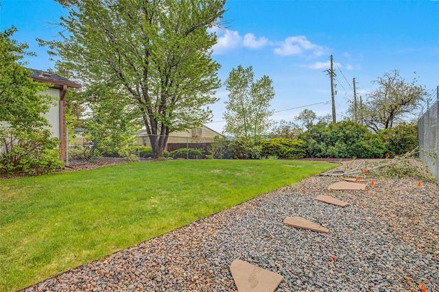 9491 W Jewell Place, Lakewood, CO 80227