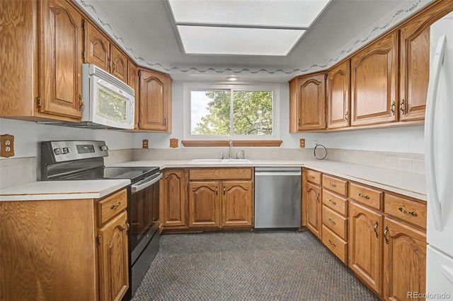 9491 W Jewell Place, Lakewood, CO 80227
