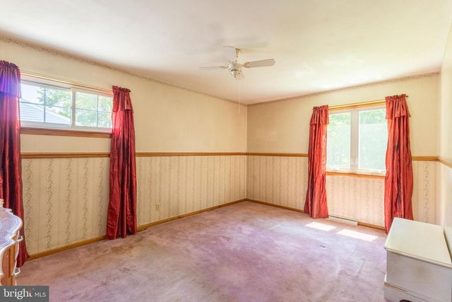 1290 PURITAN AVE, West Deptford, NJ 08096