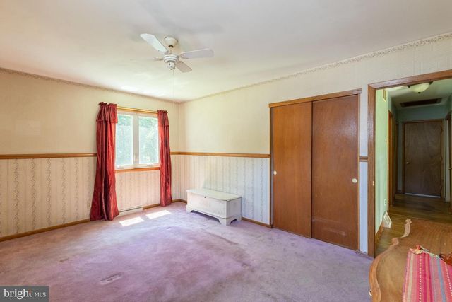 1290 PURITAN AVE, West Deptford, NJ 08096