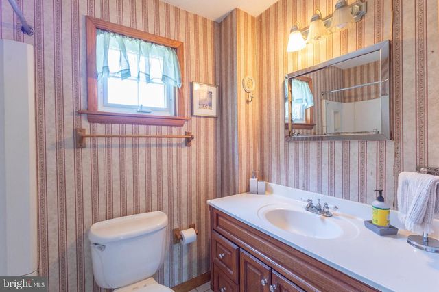 1290 PURITAN AVE, West Deptford, NJ 08096