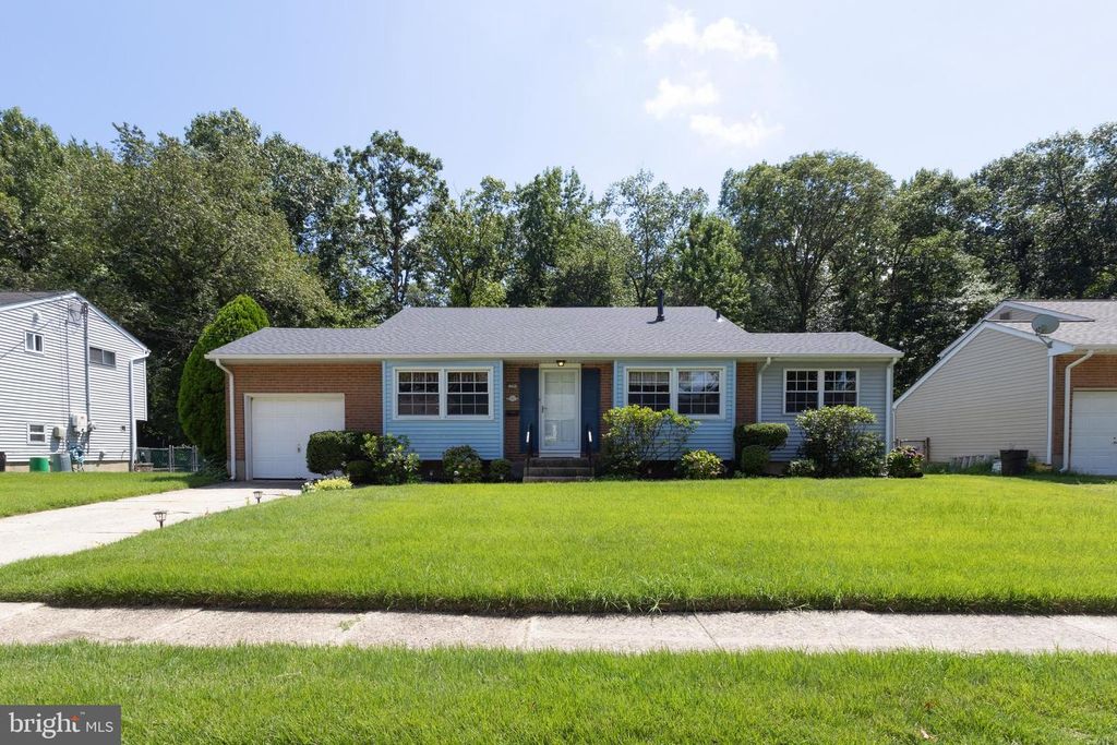 1290 PURITAN AVE, West Deptford, NJ 08096
