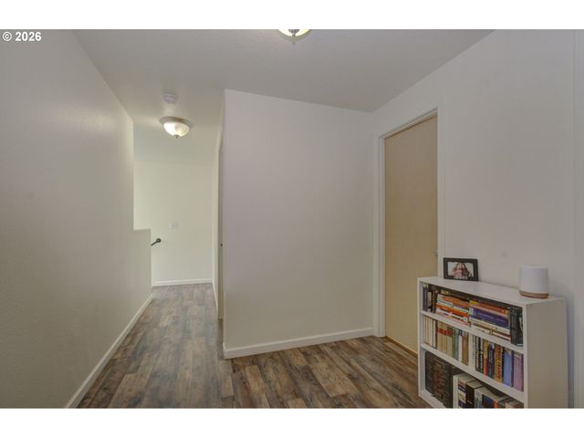 1138 W 29TH St, Vancouver, WA 98660