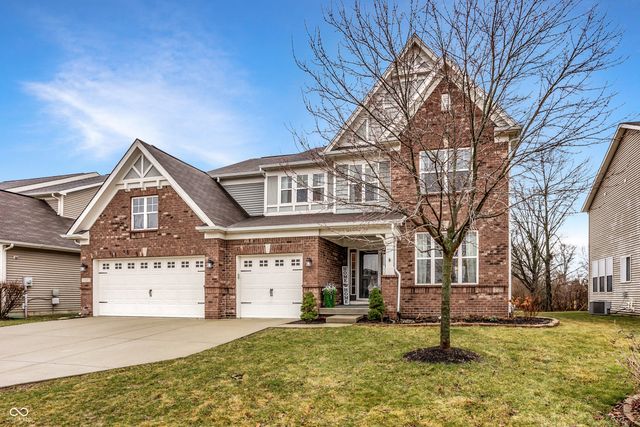 6165 Eagle Lake Drive, Zionsville, IN 46077