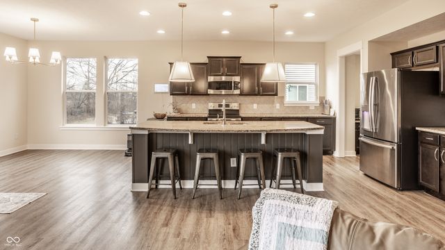 6165 Eagle Lake Drive, Zionsville, IN 46077